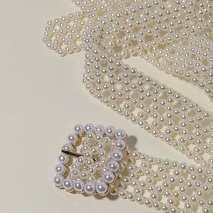NWT Bruna White Pearl Belt